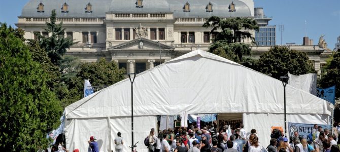 Los piquetes se dispararon 40% en marzo Los piquetes se dispararon 40% en marzo